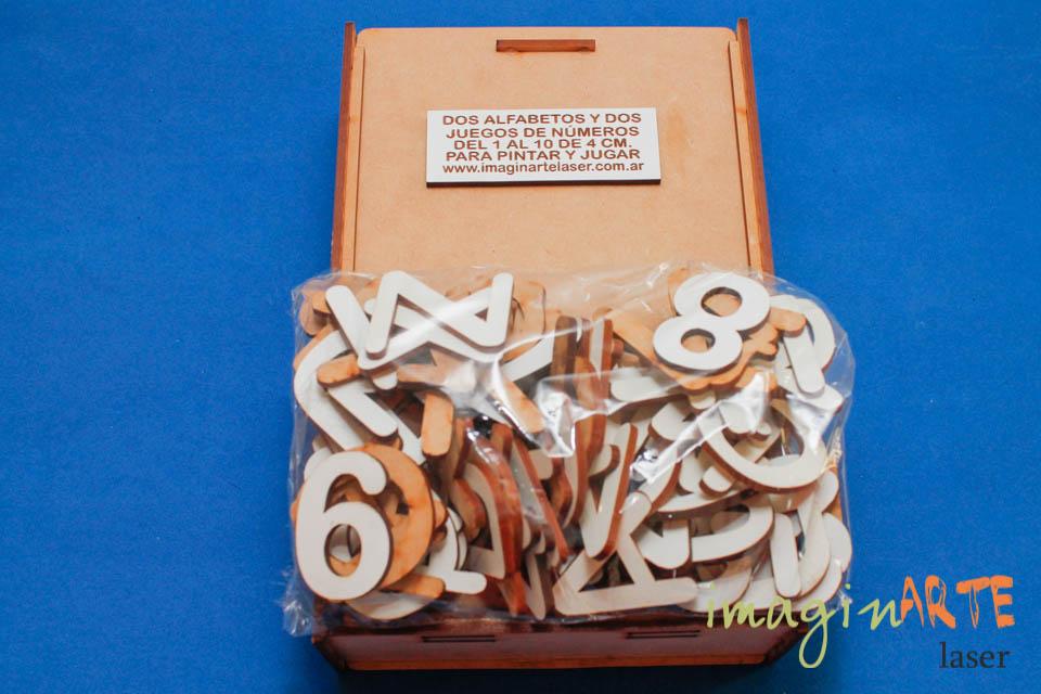 Dos Alfabetos y Números 4cm c/caja